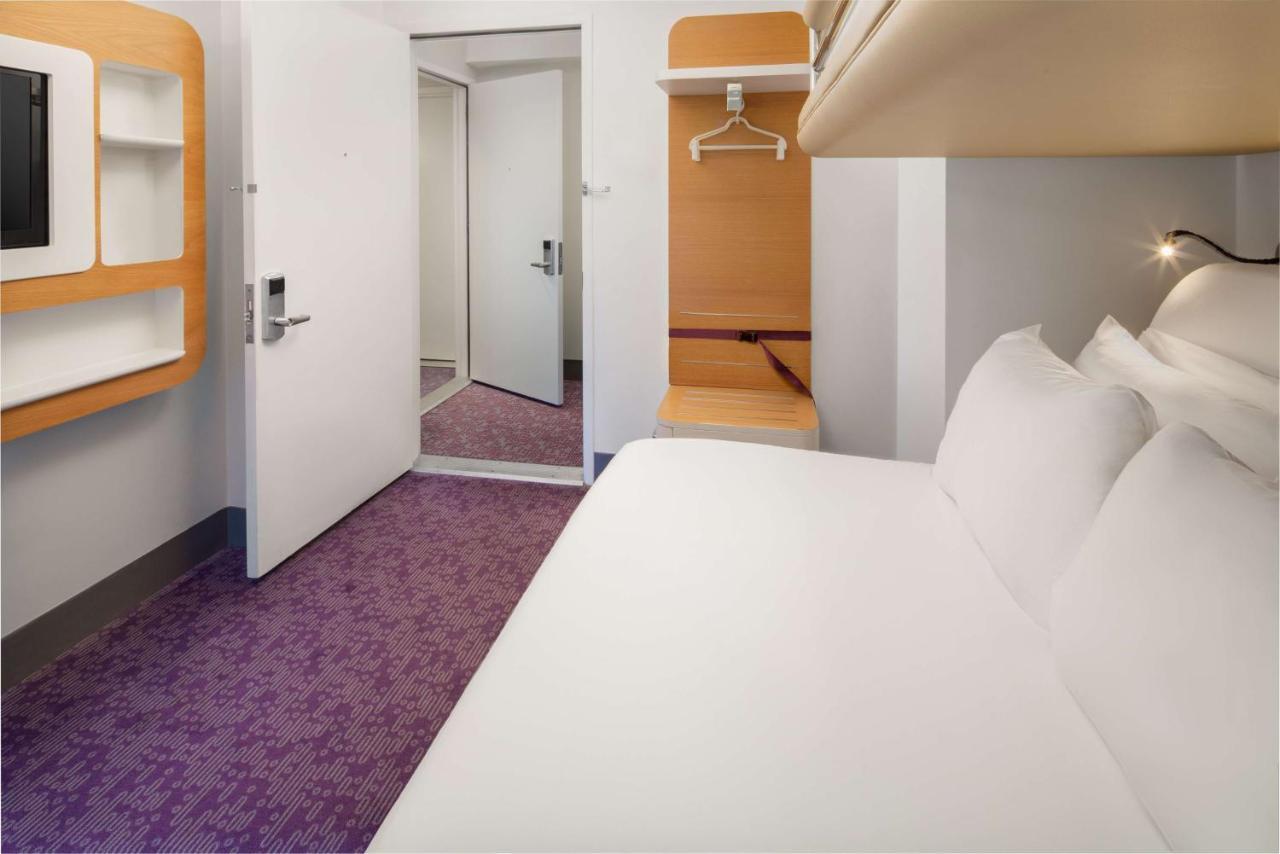Yotel New York Times Square Esterno foto