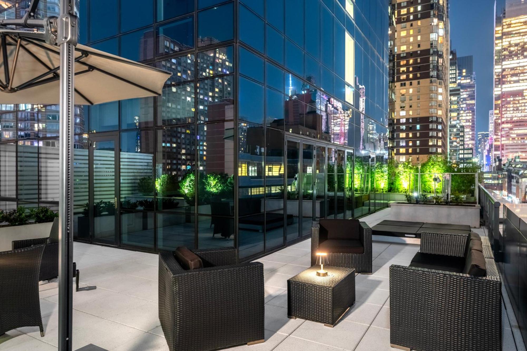 Yotel New York Times Square Esterno foto